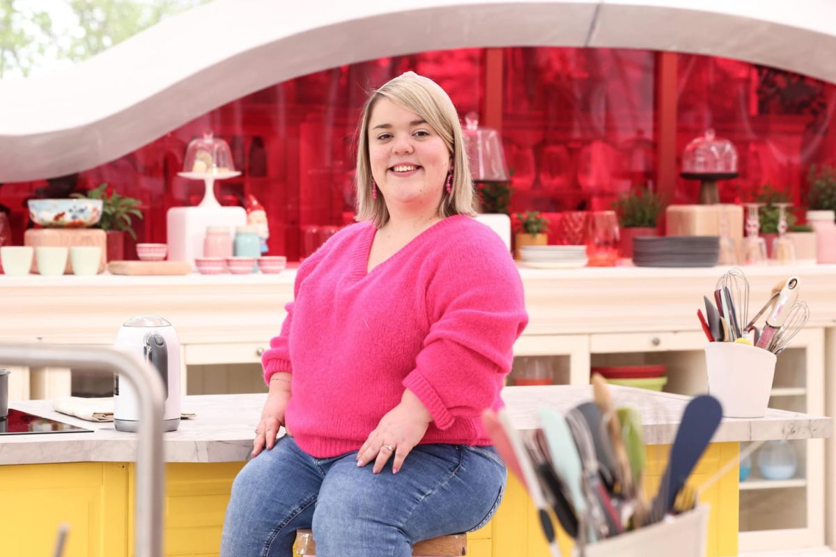 Clémence, la pâtissière pétillante du Meilleur Pâtissier