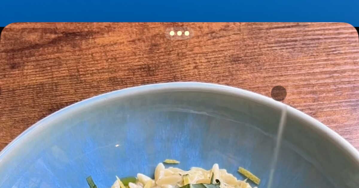 Cuisiner l'orzo : une recette crémeuse aux courgettes et Boursin en 15 minutes