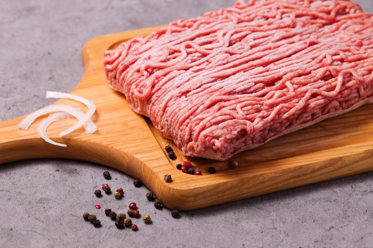 Que faire si votre viande hachée présente des teintes inhabituelles ?