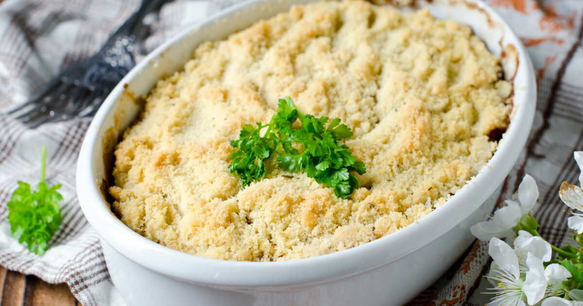 Dîner léger : un délicieux crumble de courgettes au chèvre frais