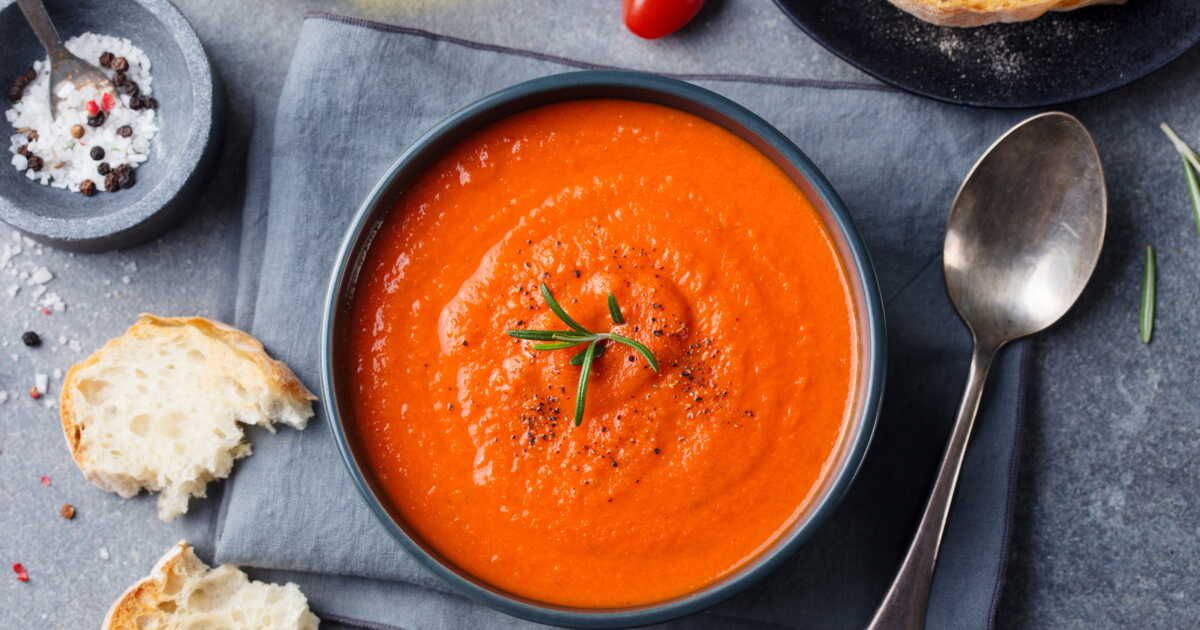 Découvrez la soupe à la tomate réconfortante de cet automne