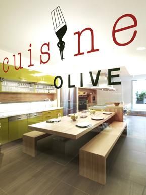 Découvrez l'art des macarons chez Alain Ducasse