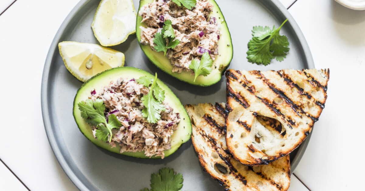 Avocats farcis au thon : une recette simple pour impressionner vos convives