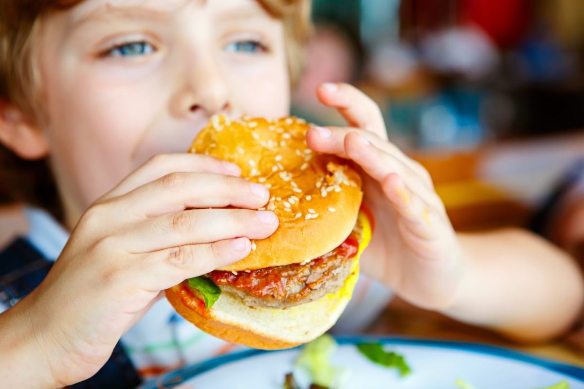 La dégradation des menus enfants dans les fast-foods inquiète
