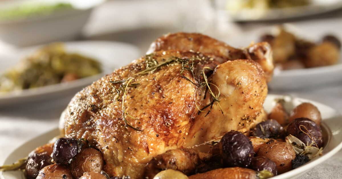 Cuisiner la pintade : les astuces pour une viande tendre à Noël
