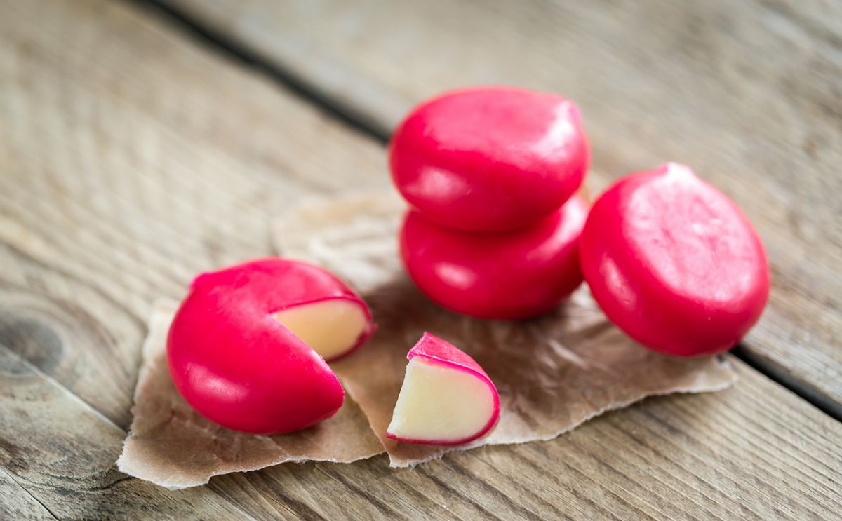 la surprenante vérité sur la coque rouge du Babybel révélée