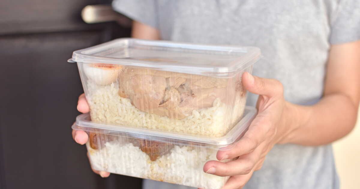 Les aliments à éviter de conserver dans des boîtes en plastique