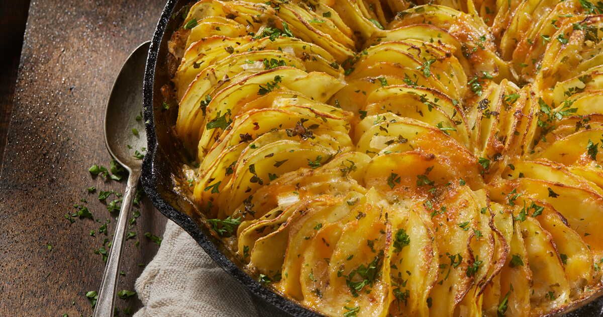 Un accompagnement festif : la recette du millefeuille de pommes de terre et patates douces