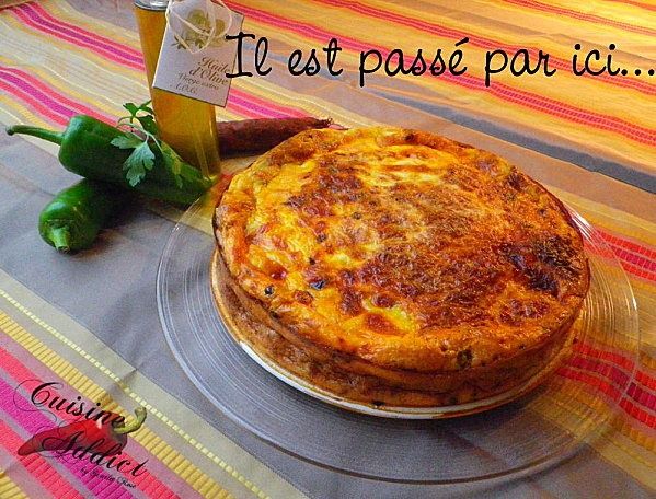 Une quiche sans pâte au chorizo, poivrons et tomates séchées