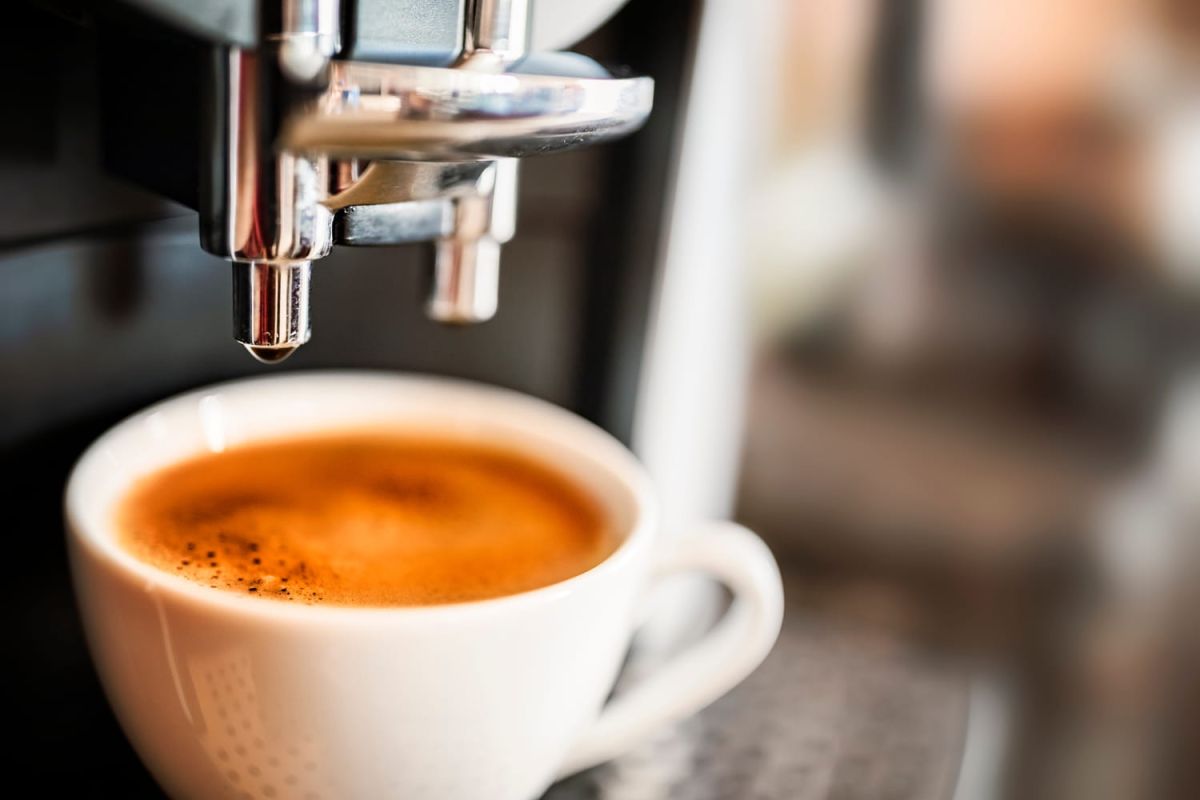 avant d'acheter votre cafetière à expresso, une vérification essentielle selon l'UFC-Que Choisir